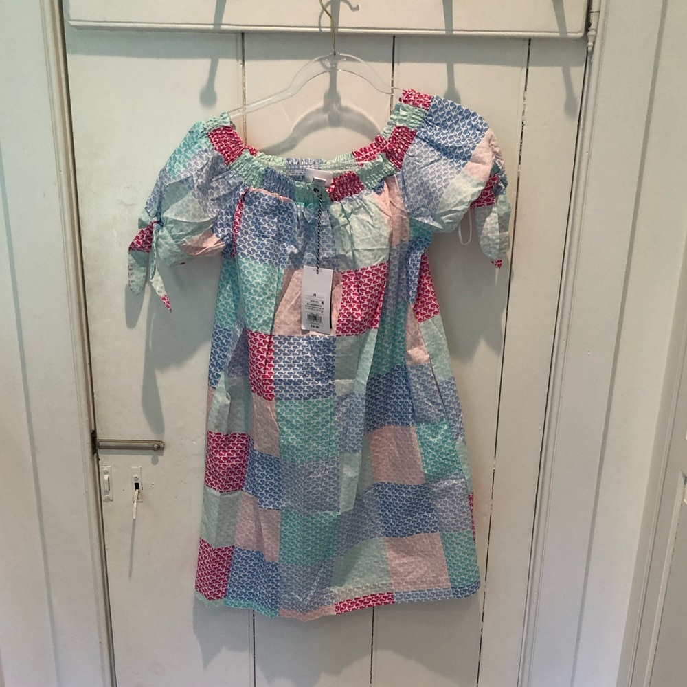 NWT Vineyard Vines for Target size Medium